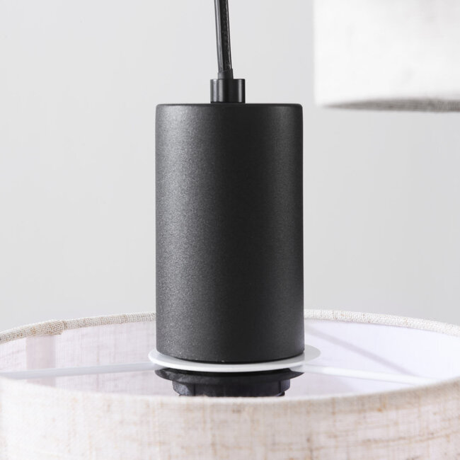 Suspension scandinave Linne à 5 lumières avec abat-jours en lin beige