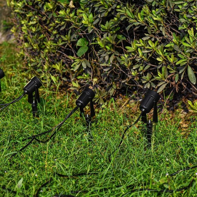 Lot de 6 spots de jardin inclinables avec télécommande – noir