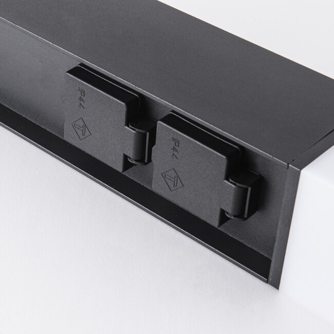 Lampe d'extérieur intelligente avec prise électrique et application Tuya Ute – noire, avec diffuseur et 2 prises électriques