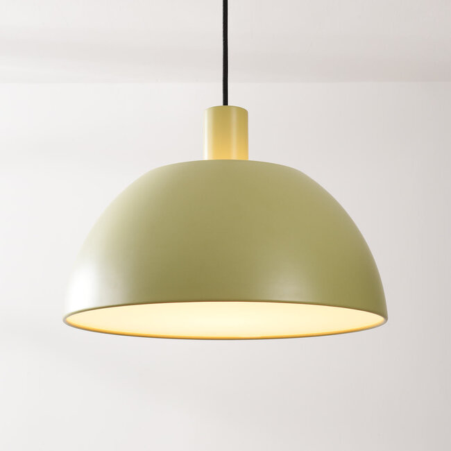 Suspension moderne Mirae en vert mat doux avec intérieur blanc