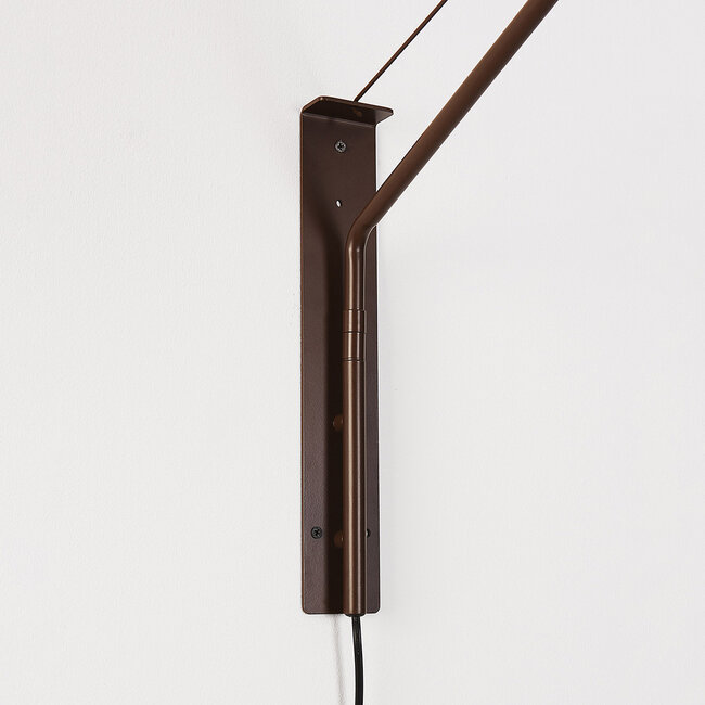 Applique murale Dasha en brun avec bras pivotant et extensible et verre brun ombré