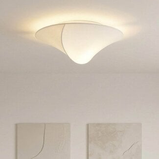 Plafonnier Korena avec forme fluide et abat-jour aspect soie - blanc
