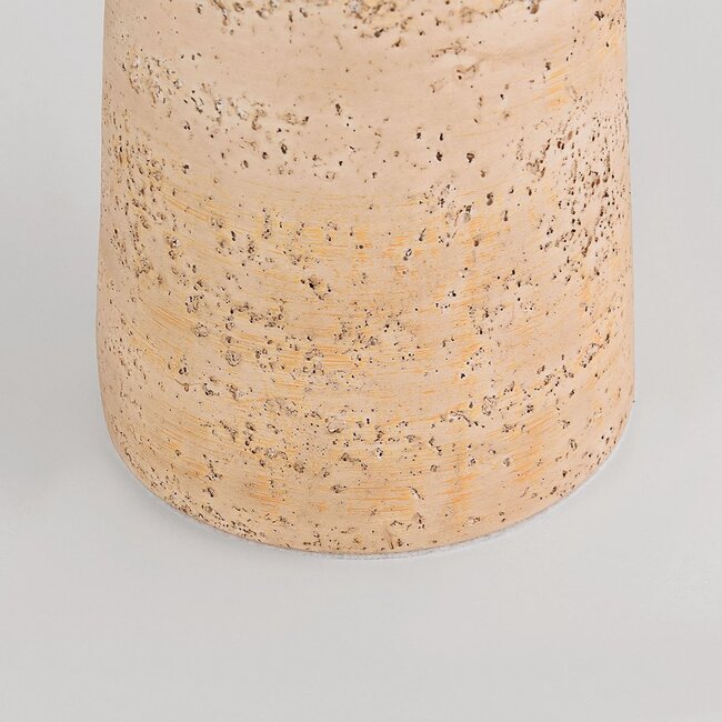 Lampe de table Verla avec abat-jour en lin et pied aspect travertin