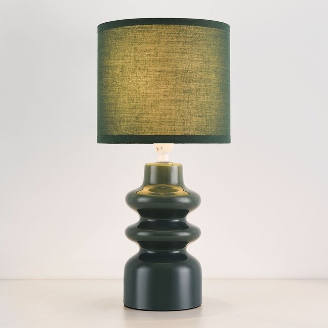 Lampe de table Loya en céramique à abat-jour en tissu vert