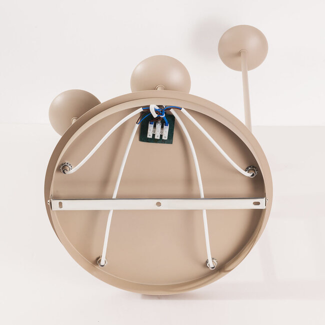 Plafonnier moderne beige Carato à 5 lumières avec boules en verre blanc laiteux