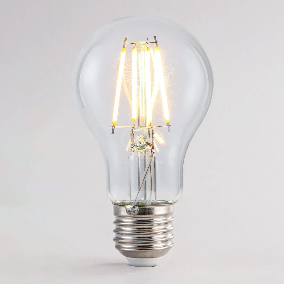 Ampoules à filament avec douilles E27