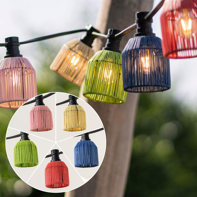 Kit de guirlande guinguette avec abat-jours colorés aspect rotin, disponible avec différentes ampoules LED