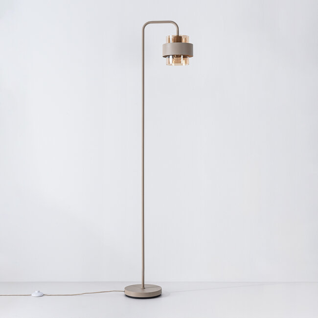 Lampadaire Kodee beige avec verre ambré