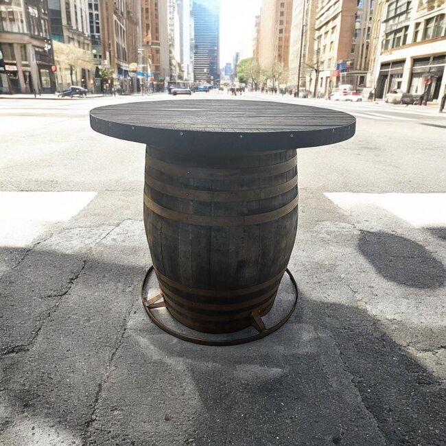 The Distiller's Table StamTisch XXL