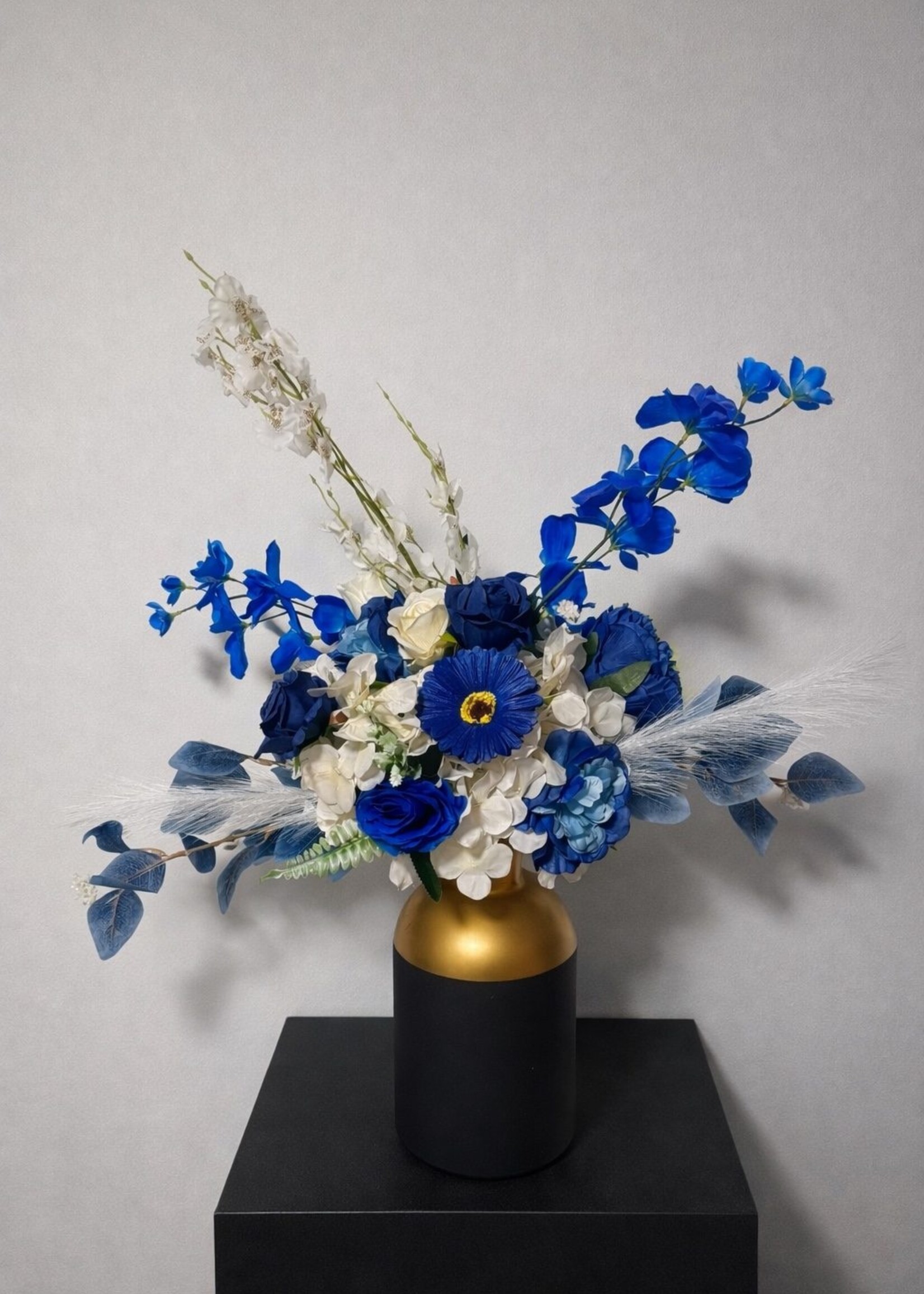 Bol Boeket Cobalt Crown