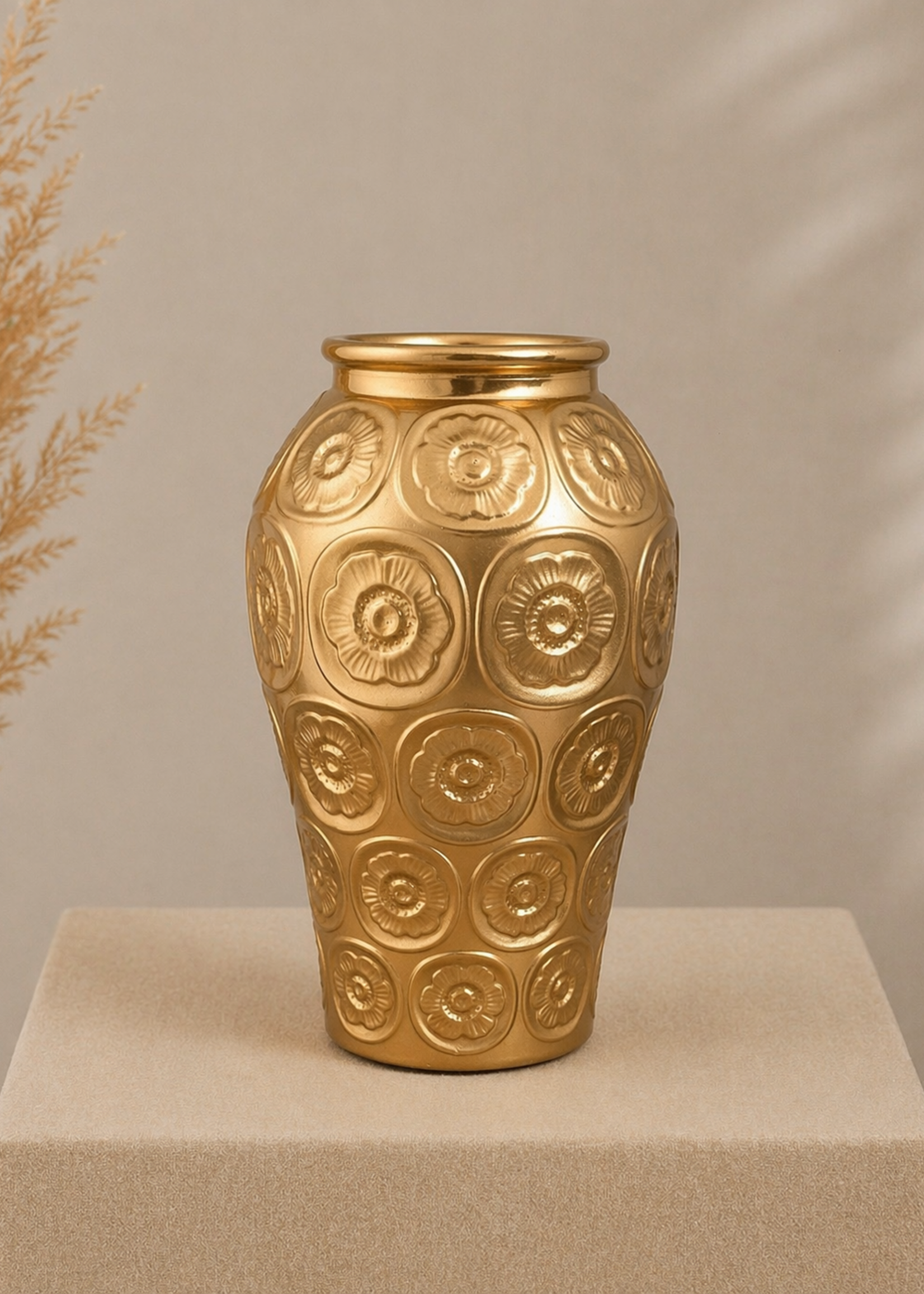 Vaas Golden Bloom