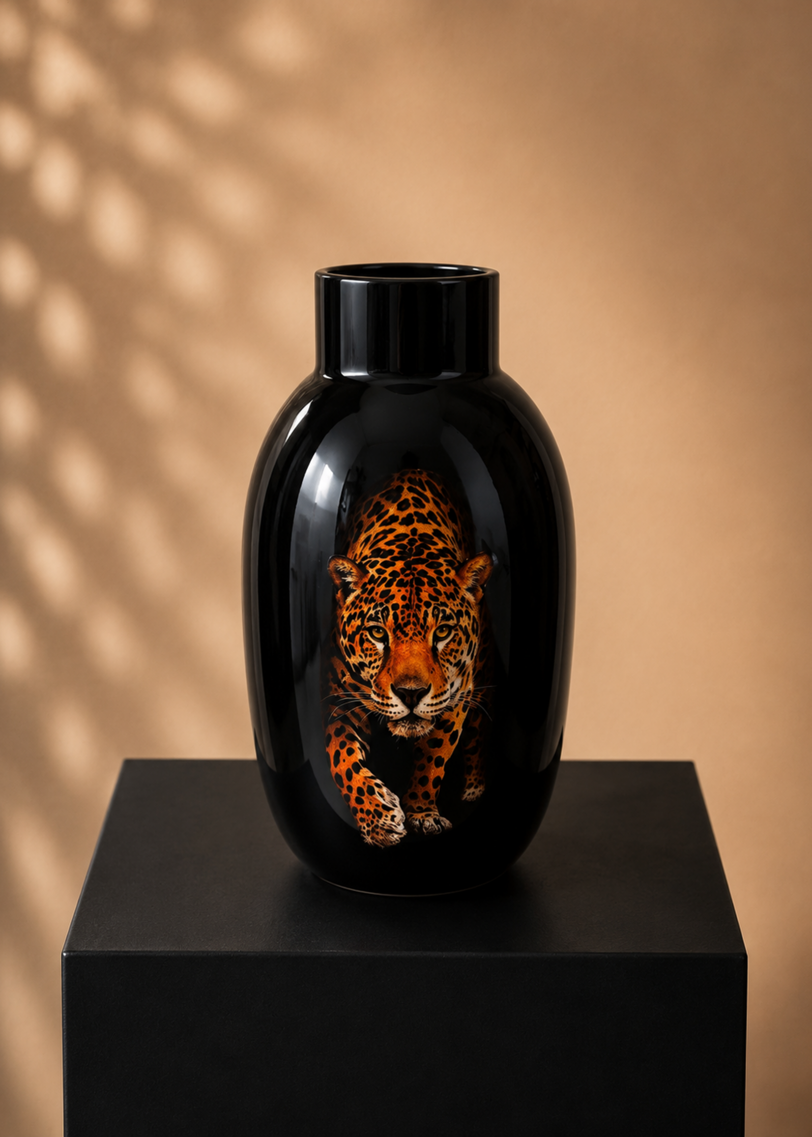 Vaas Leopard Zwart