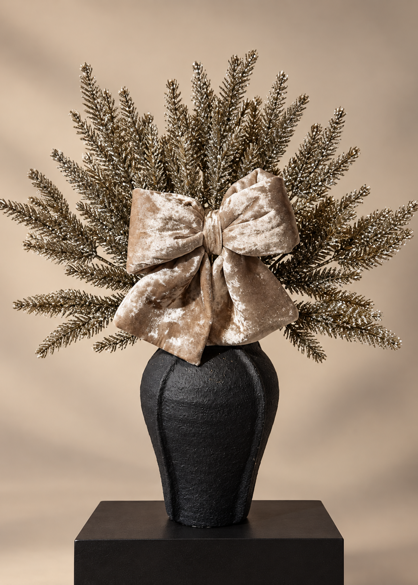 Velvet Christmas Elegance Champagne