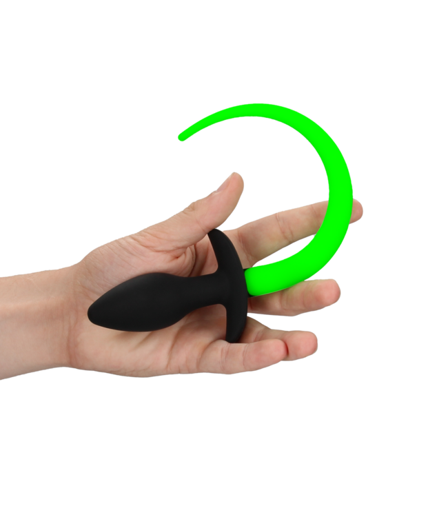 Ouch! Glow in the Dark Puppy Tail Plug im Dunkeln – Verspielt und Leuchtend für aufregende Momente!