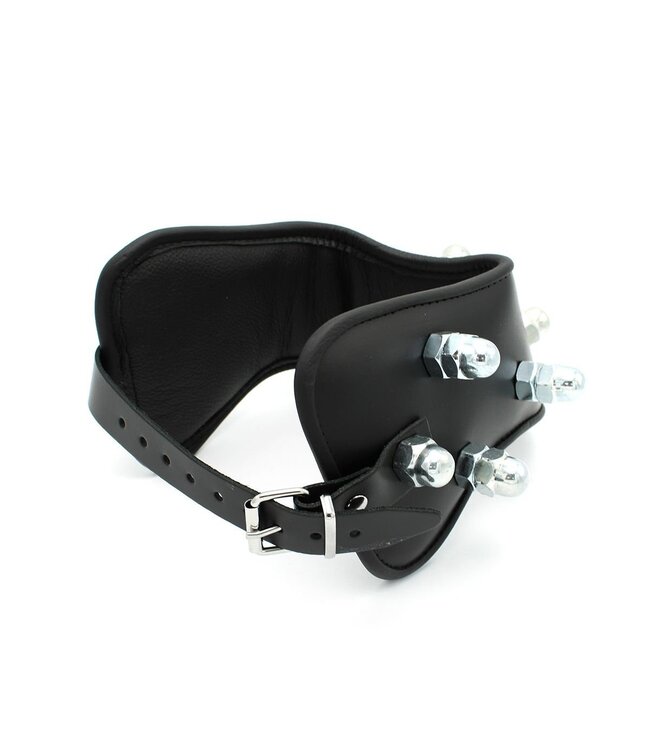 Kiotos Verstelbare Lederen Halsband Met Comfortpadding En Metalen Spikes