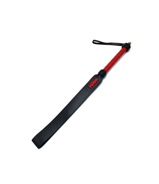 Kiotos Leather Zwarte En Rode Leren Paddlezweep 71 cm Met Comfortabele Grip