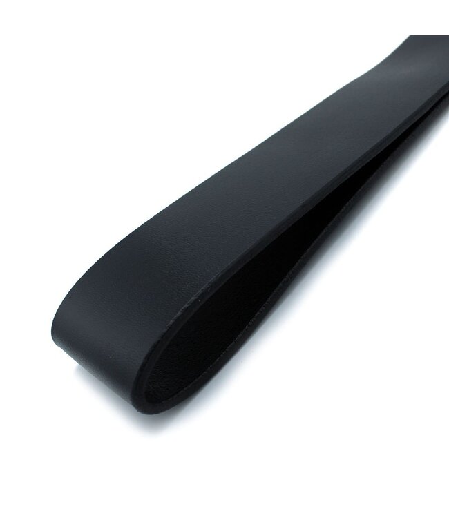 Kiotos Leather Stylische schwarze und rote Leder-Paddle-Peitsche für Impact-Play