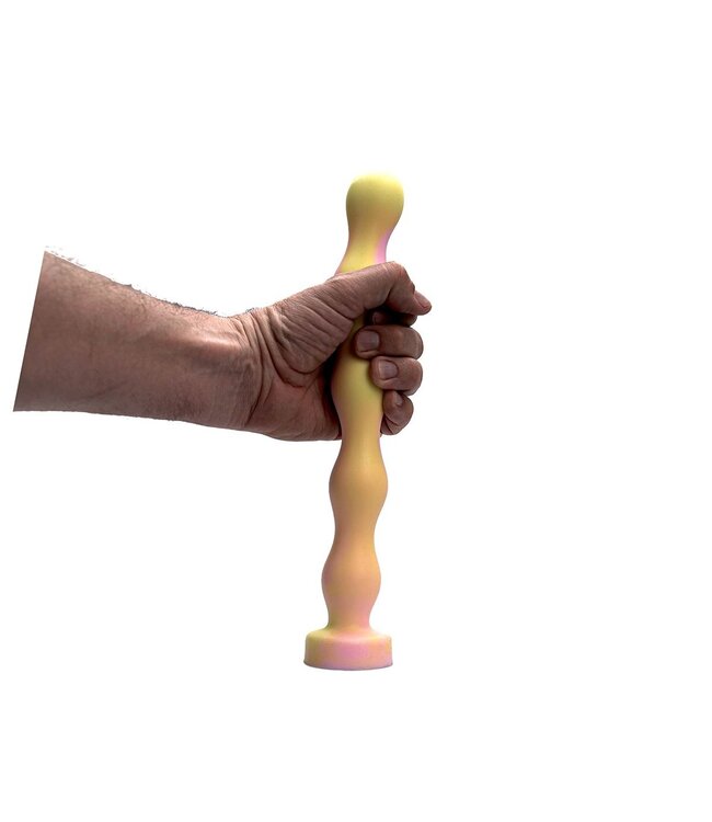 Kiotos Revolt Pink Smash Kiotos Deluxe Pink 30 Small Siliconen Dildo 32 cm Ergonomisch Design