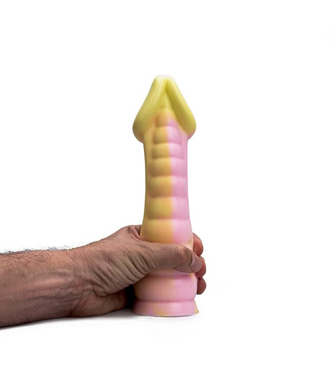 Kiotos Revolt Pink Smash Kiotos Revolt Pink Smash 16 - 21.5cm Premium Silicone Dildo