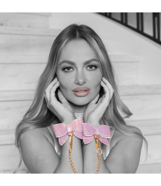 Ouch! Ouch! Paris Edition Roze Gelamineerde Leren Handboeien Met Iriserende Hardware
