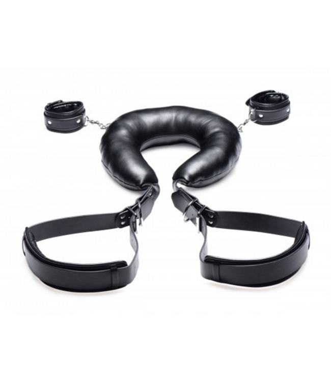 XR Brands Luxuriöses gepolstertes Oberschenkelband mit Handfesseln für Komfort