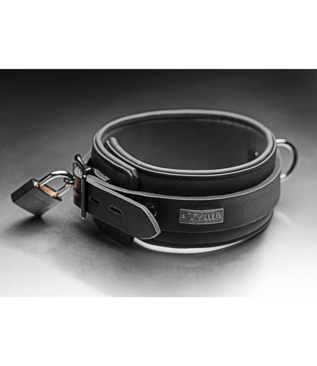 XR Brands Stylish Neoprene Locking Collar | Adjustable, Secure & Comfortable