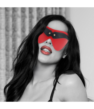 Ouch! Luxe Gelamineerde Leder Blinddoek Rood Met Iriserende Hardware | Ouch! by Shots
