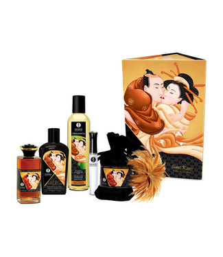 Shunga Sweet Kisses Collection: Edible Massage Oils & Body Paint Delights