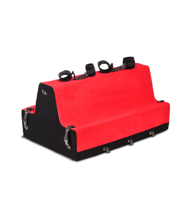 XR Brands Ergonomische Rood Gewatteerde Bondagebank Voor Comfortabele Kinksessies