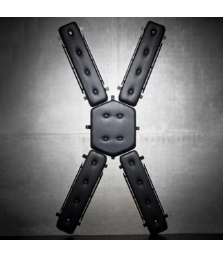 XR Brands Stylisches Schwarzes St. Andrew's Cross – Wandmontage für BDSM-Spaß