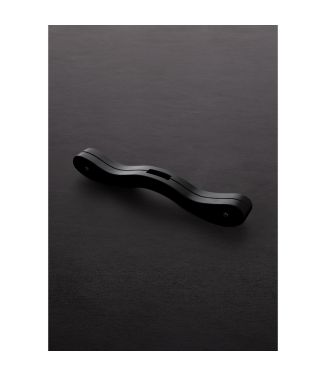 Steel by Shots Houten Ball Stretcher Met Dijbevestiging Voor BDSM Control