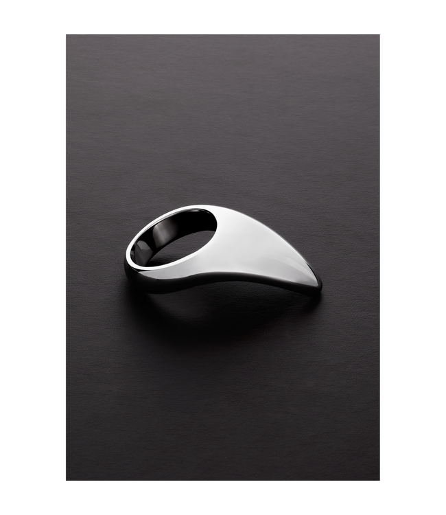 Steel by Shots Eleganter tropfenförmiger C-Ring aus Edelstahl für intensiven Genuss
