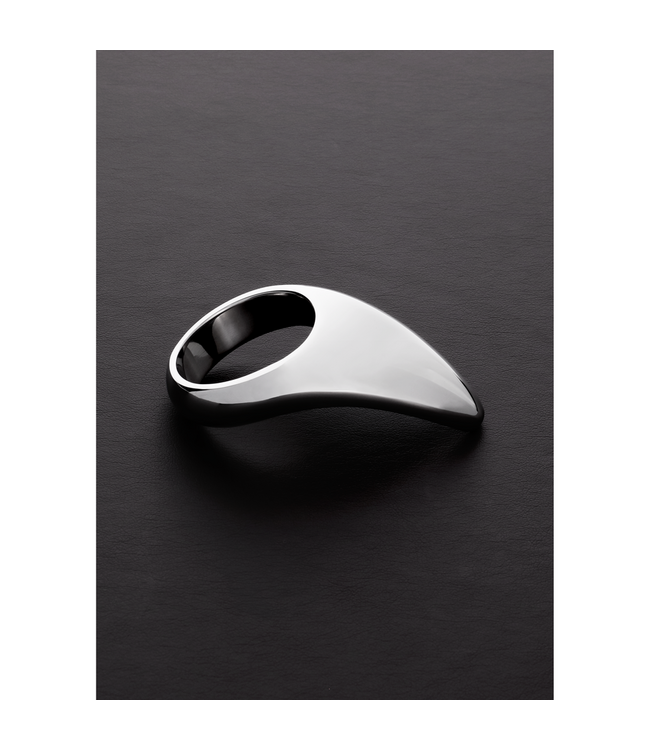 Steel by Shots Eleganter Druppel C-Ring aus poliertem Edelstahl für intensive Stimulation