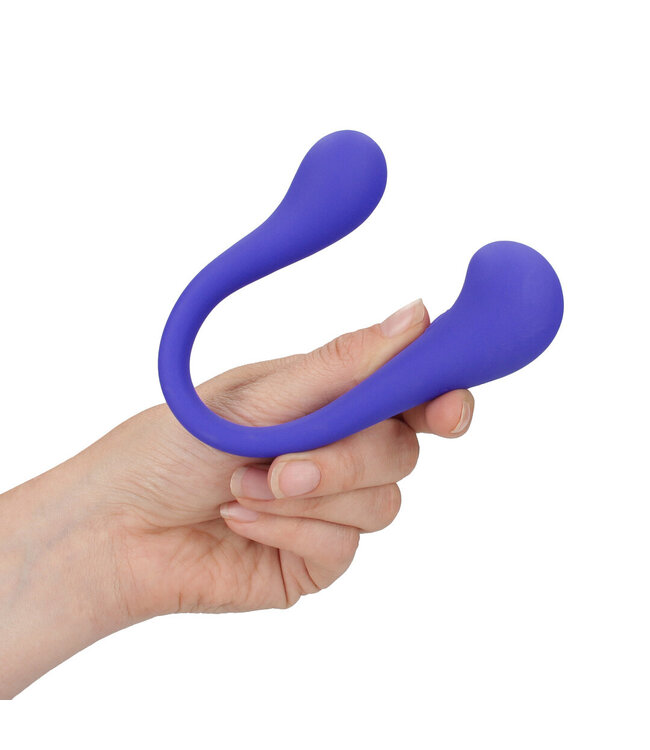 Loveline Doppelseitiger flexibler Vibrator in Lila mit Fernbedienung von Loveline