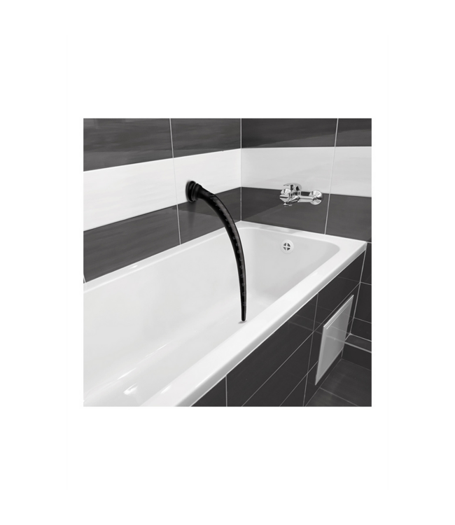 XR Brands 6.9cm Tapered Silicone Hose - Flexibility and Comfort for Exploration