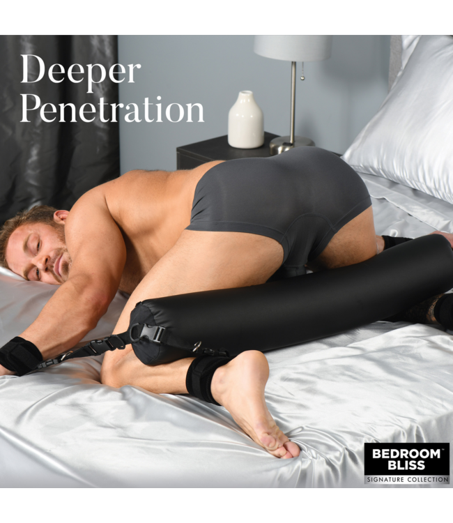 XR Brands Ultimate Comfort Adjustable Black Sex Spreader Bar with Straps