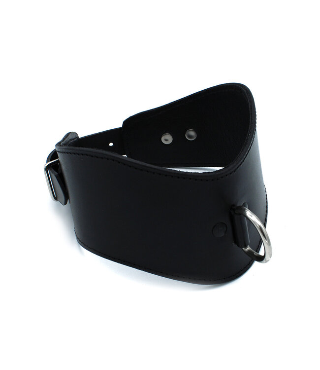 Kiotos Leather Stijlvolle Zwarte Leren Halsband met D-Ring - 54 Cm Comfortabel & Stevig