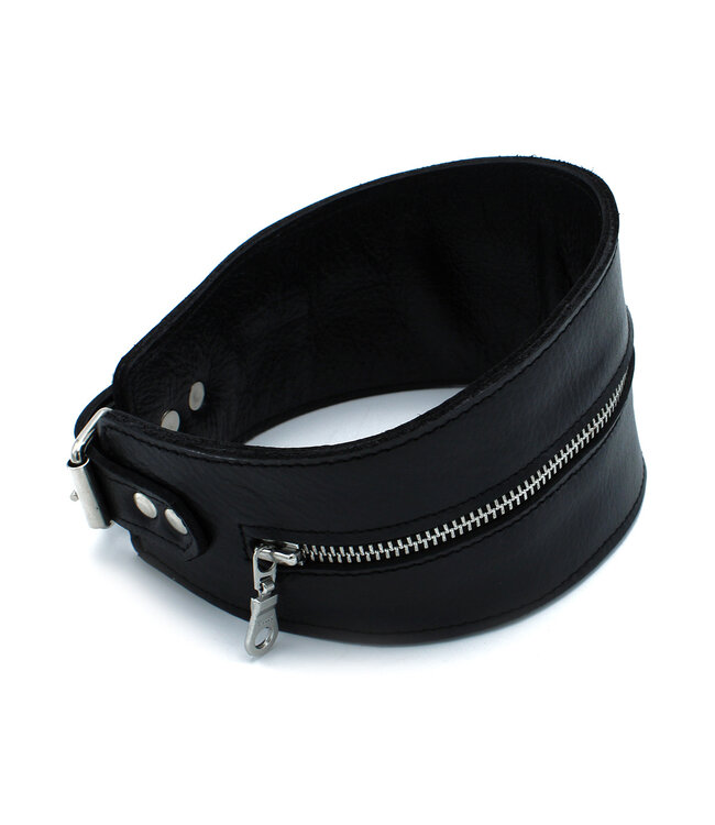 Kiotos Leather Black Leather High Collar with Zipper – Stylish & Strong Bondage Gear