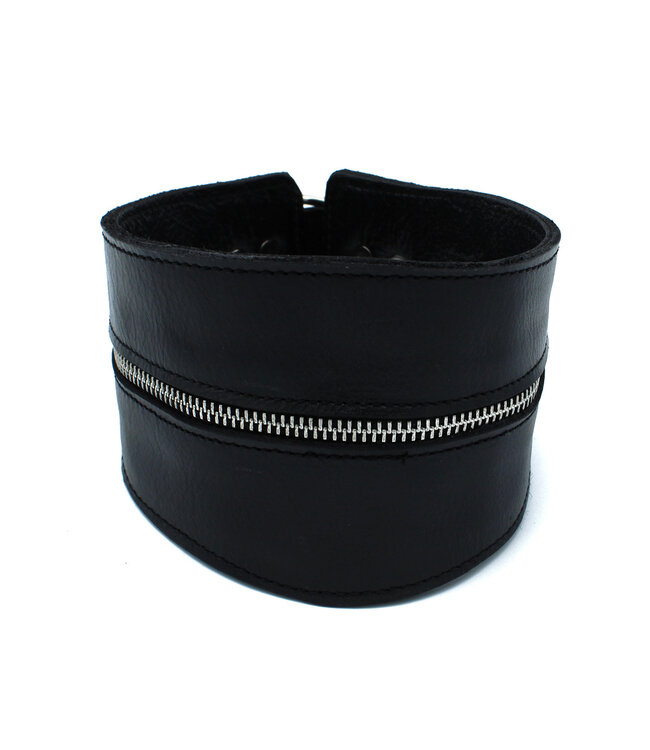 Kiotos Leather Black Leather High Collar with Zipper – Stylish & Strong Bondage Gear