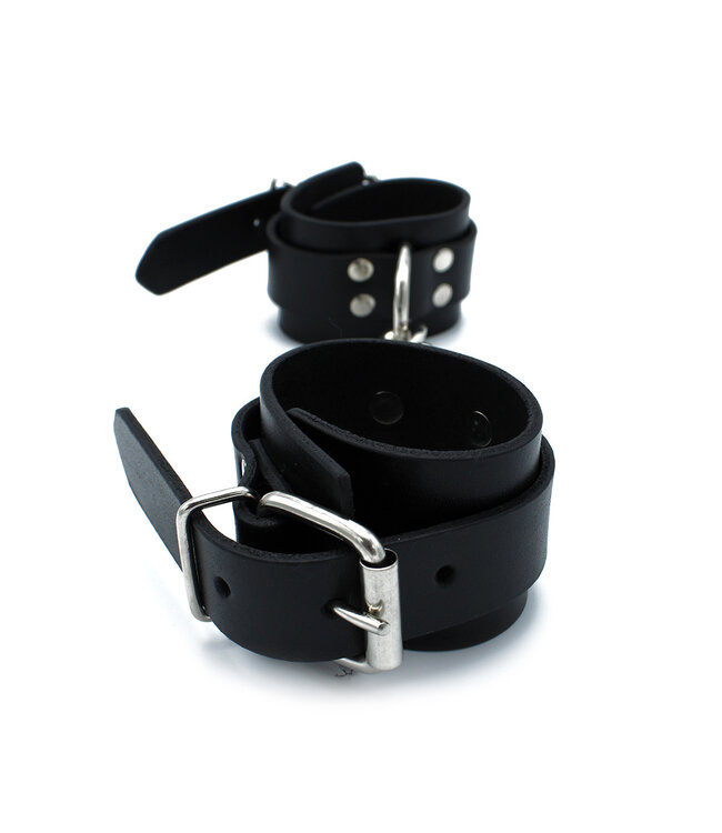 Kiotos Leather Elegante Zwarte Leren Handboeien met Ketting - Verstelbaar en Stevig