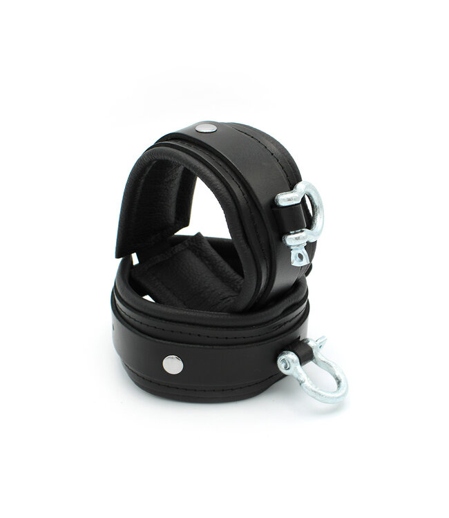 Kiotos Leather Robuste BDSM Lederfußfesseln mit Metallbügel - Verstellbar und Sicher