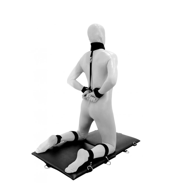 Kiotos Leather Verplaatsbare Bondage Lounger Set met Comfort & Veiligheidsaccessoires