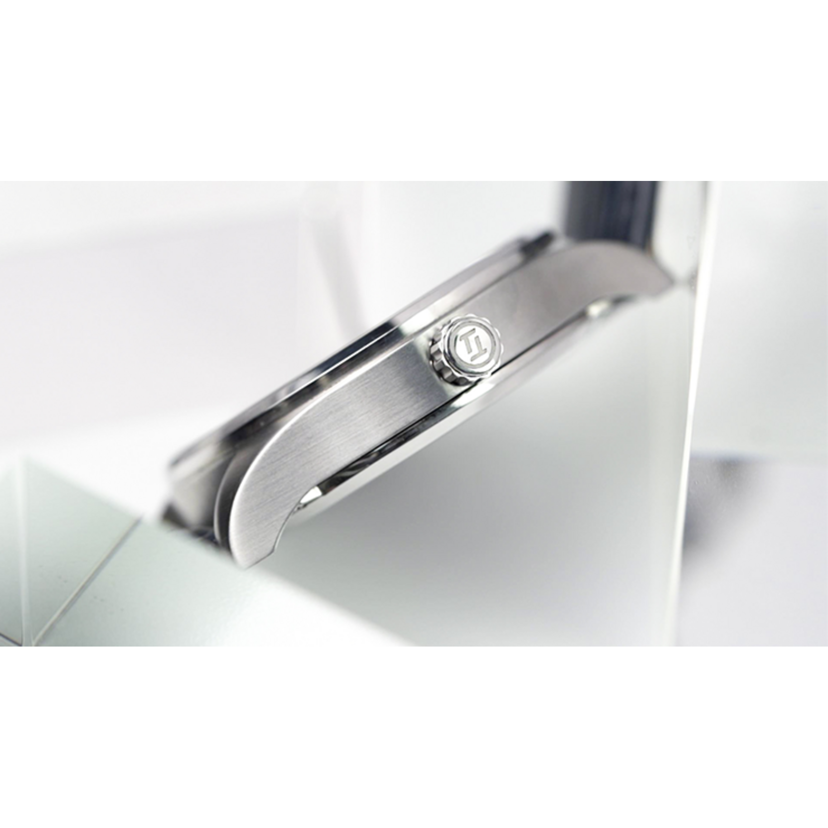 backorder: Watch by PITATA MAGIC