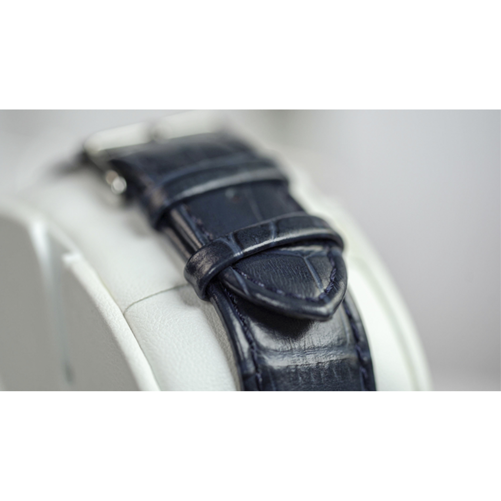 backorder: Watch by PITATA MAGIC