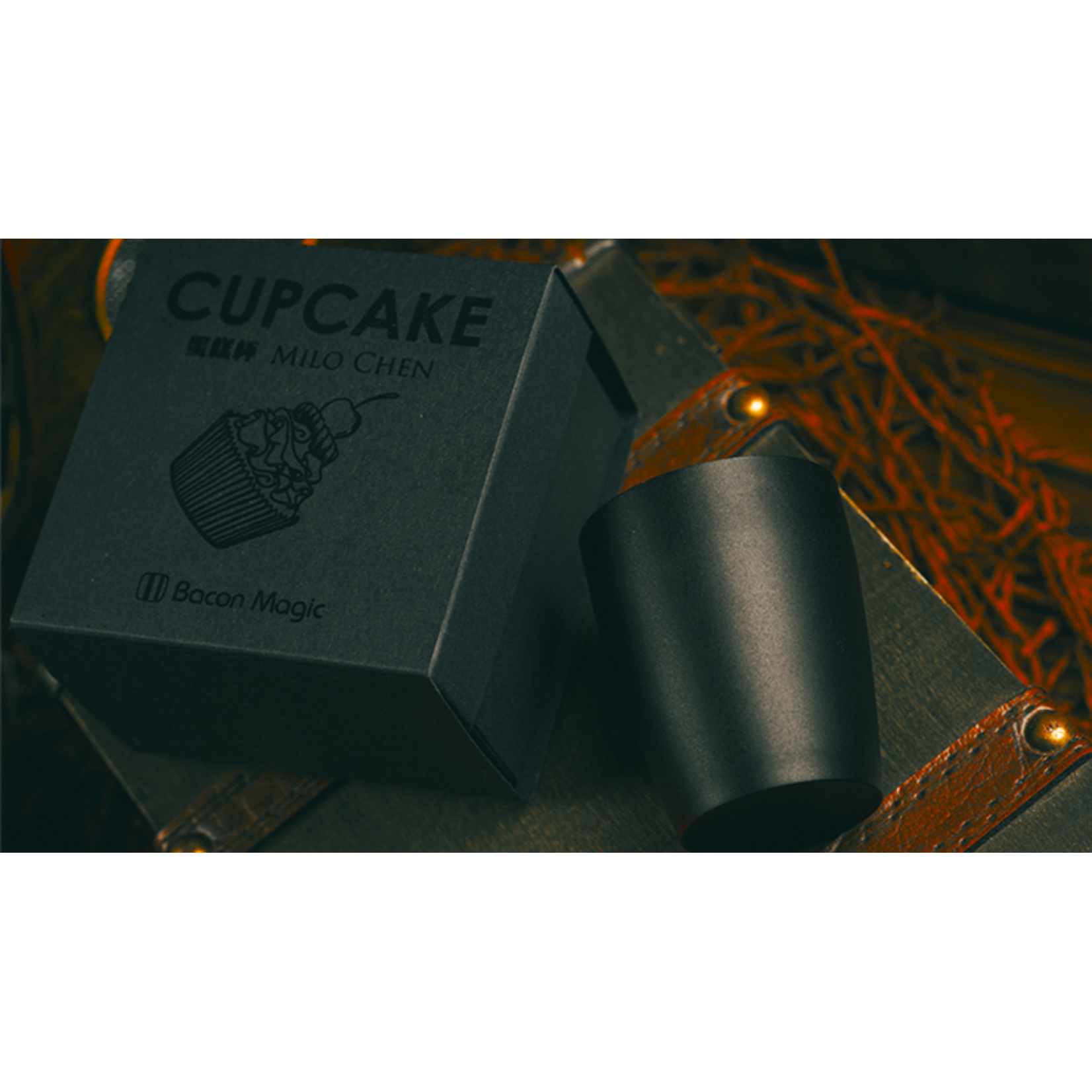 Cupcake 2.0 (Metal) by Milo & Bacon Magic