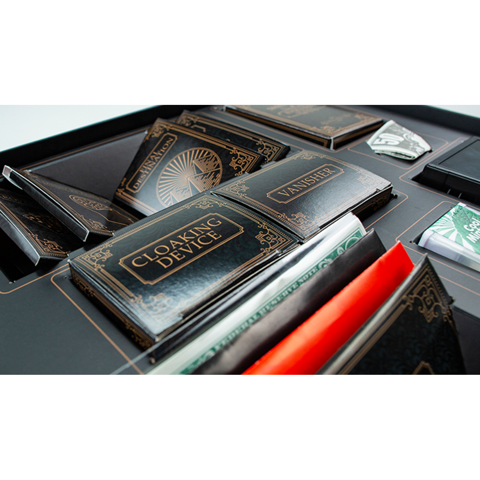 EVOLUSHIN DELUXE MAGIC SET (ENGLISH) by Shin Lim