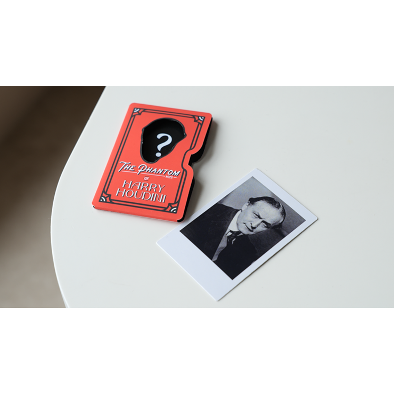 Phantom Mini of Harry Houdini by Rezi & Hide