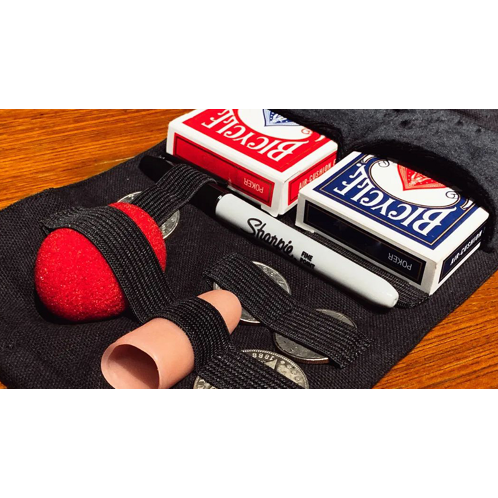 Portable Servante by Milo & Bacon Magic