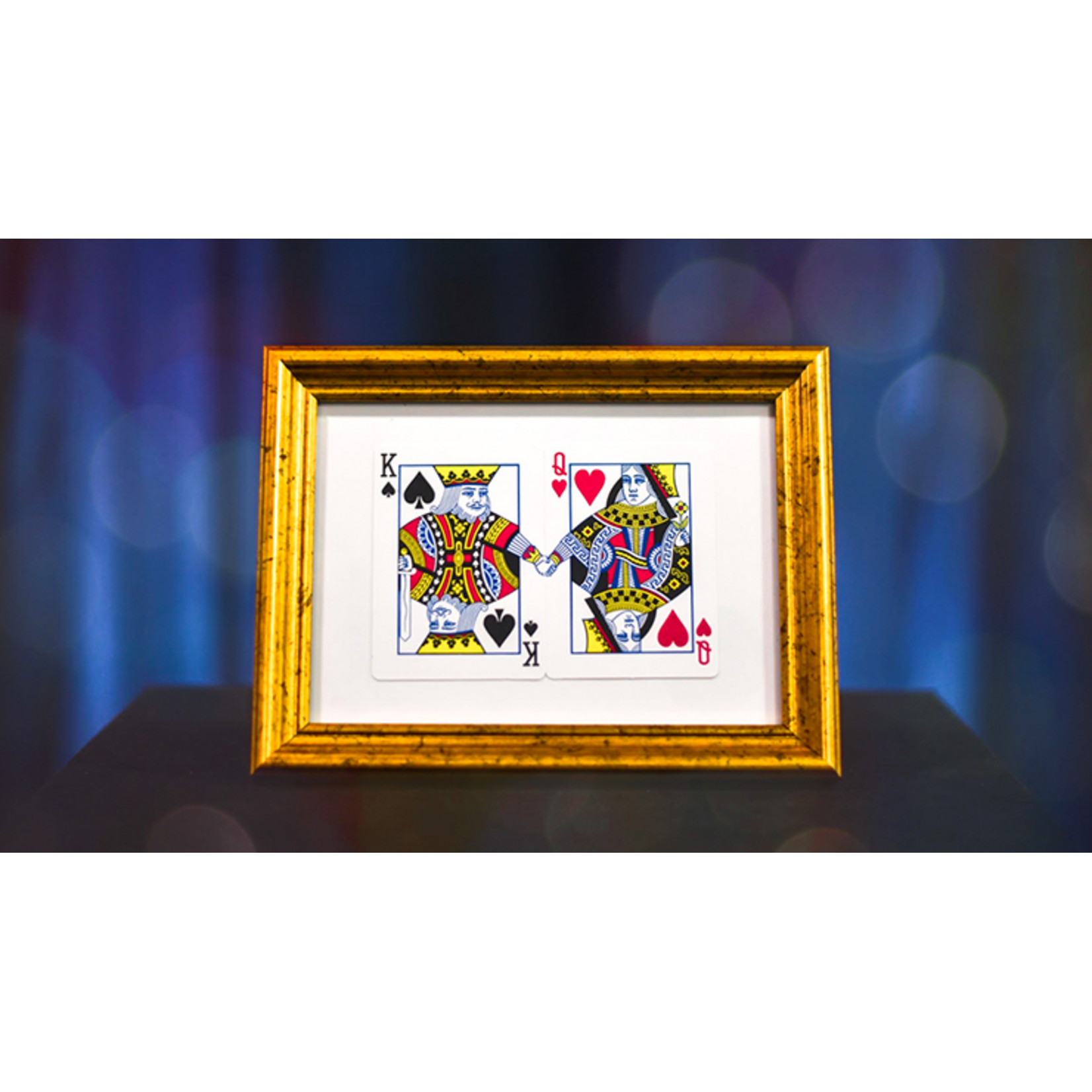 Royal Couple Red by Gustavo Sereno and Gee Magic