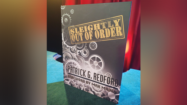 Sleightly Out Of Order boek by Patrick Redford